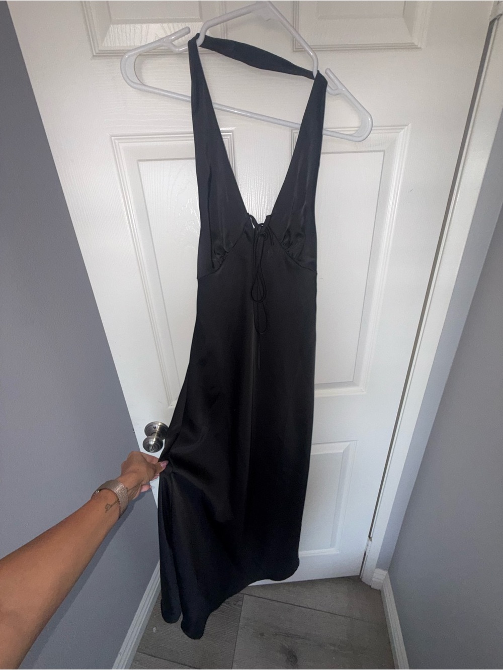*BRAND NEW* AQUA by Bloomingdale’s black satin halter slip dress size small